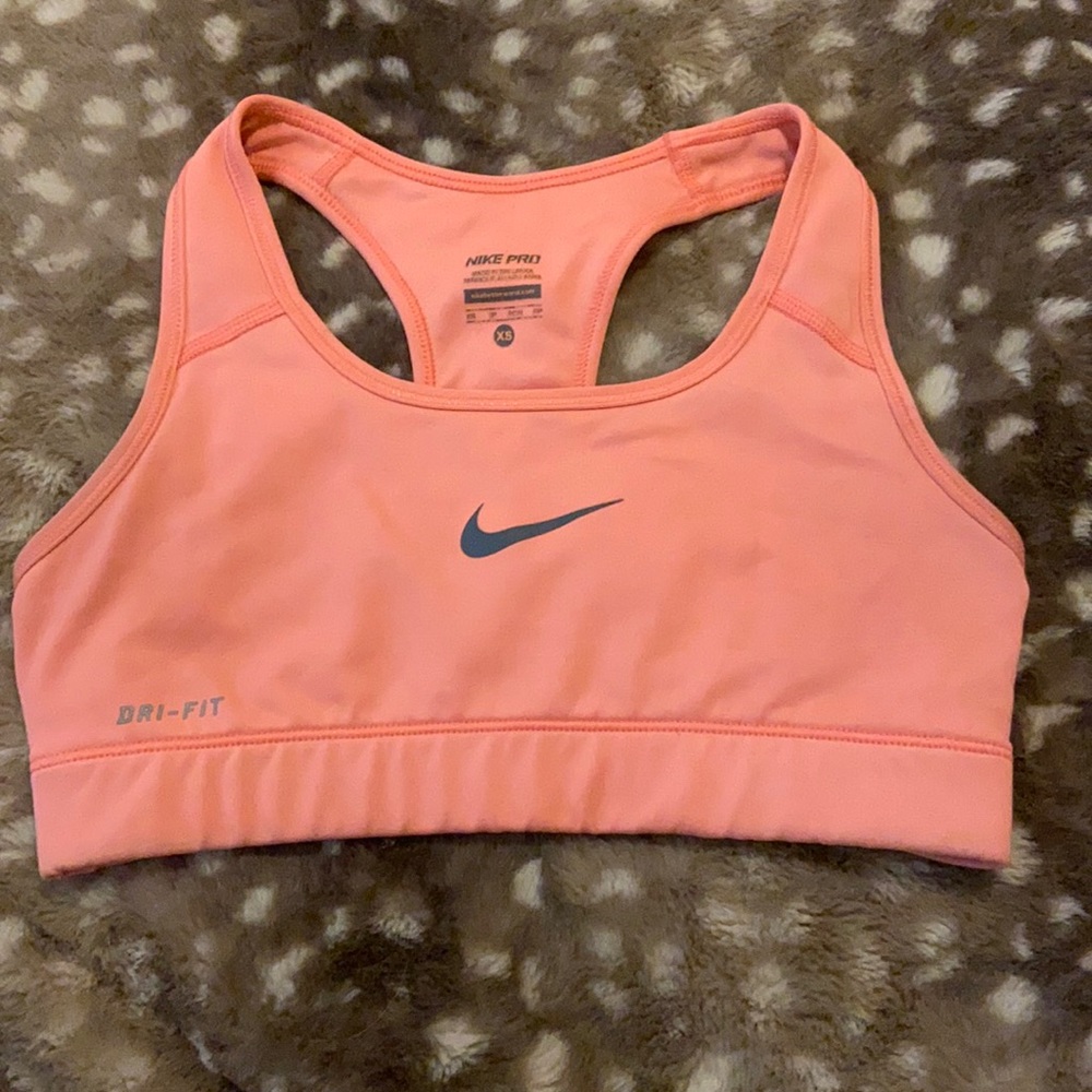 NIKE sports bra